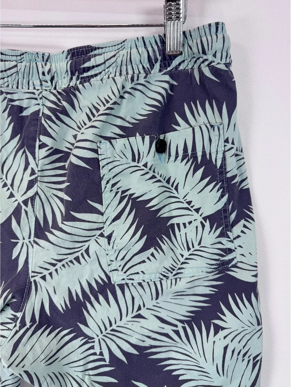 J.Crew Mercantile Flex Men's M Tropical Palm Swim Trunks 7 Inch Navy Blue